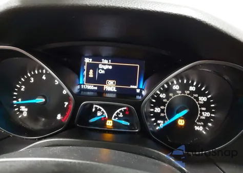 2018 Ford Focus Se z USA, uszkodzony, nr VIN 1FADP3F26JL231787